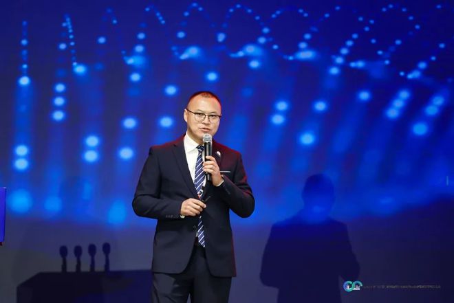 2024中国郑州汽车大会暨智能网联汽车大赛隆重开幕(图14)